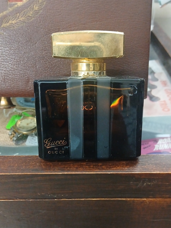 Gucci Other - Gucci Brown glass perfume bottle with gold cap